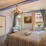 Apartment & Rooms In Lucca Center -
